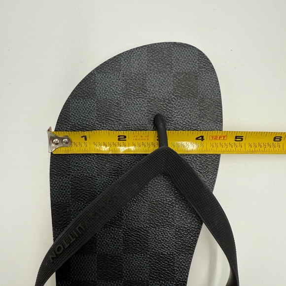 Louis Vuitton Damier Graphite Flip Flops – Black/Gray w/ Orange LV Logo (Size _9 - Picture 7 of 8